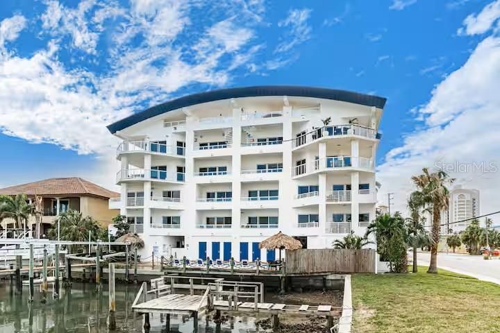 На продажу: $1,249,000 (3 спален, 3 ванн, 2116 Квадратных фут)