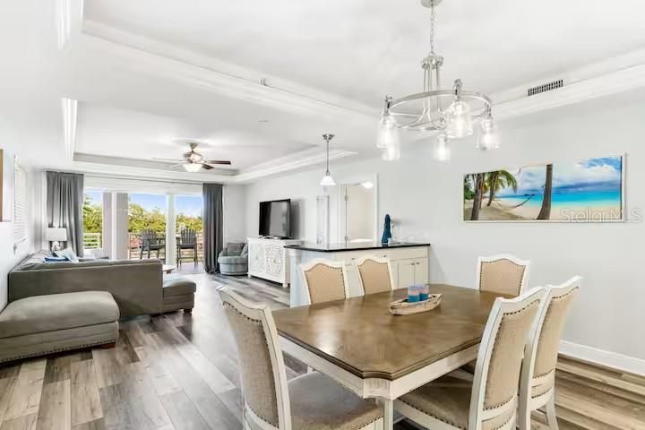 На продажу: $1,249,000 (3 спален, 3 ванн, 2116 Квадратных фут)