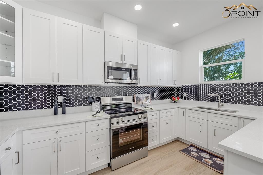 For Sale: $414,900 (3 beds, 2 baths, 1460 Square Feet)
