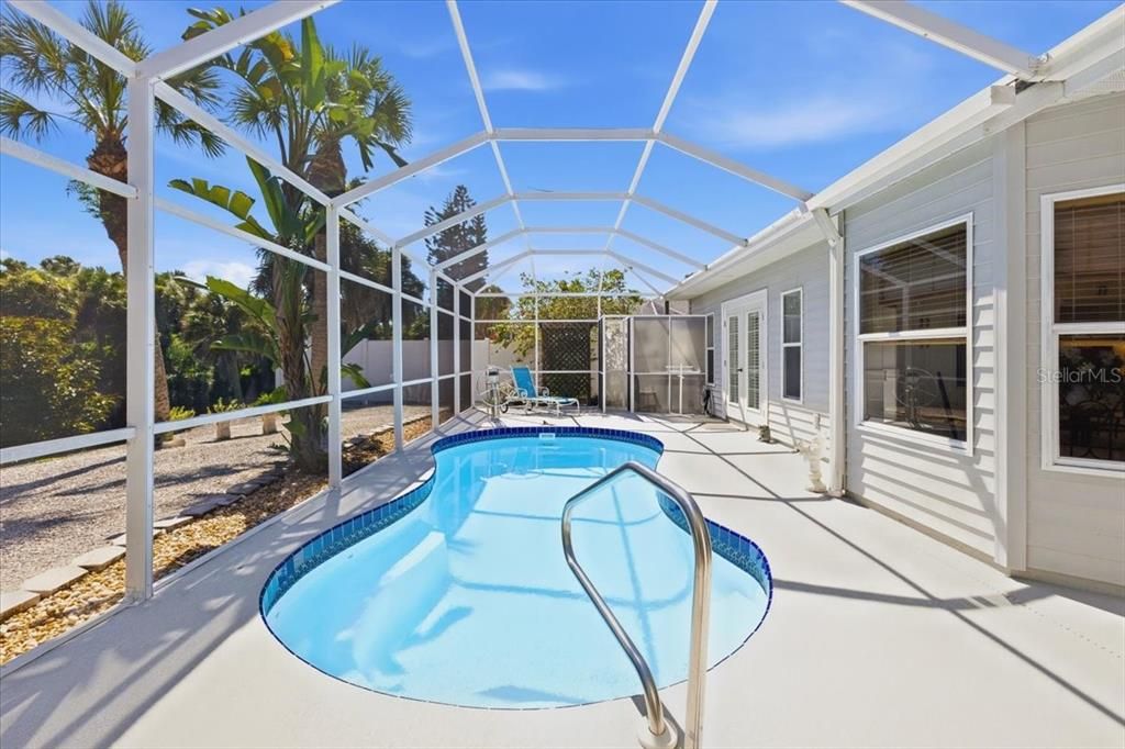 En Venta: $499,000 (3 camas, 3 baños, 2006 Pies cuadrados)