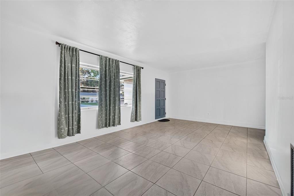 En Venta: $259,000 (2 camas, 1 baños, 1016 Pies cuadrados)