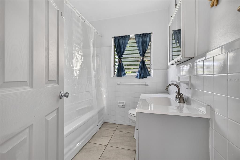 En Venta: $259,000 (2 camas, 1 baños, 1016 Pies cuadrados)