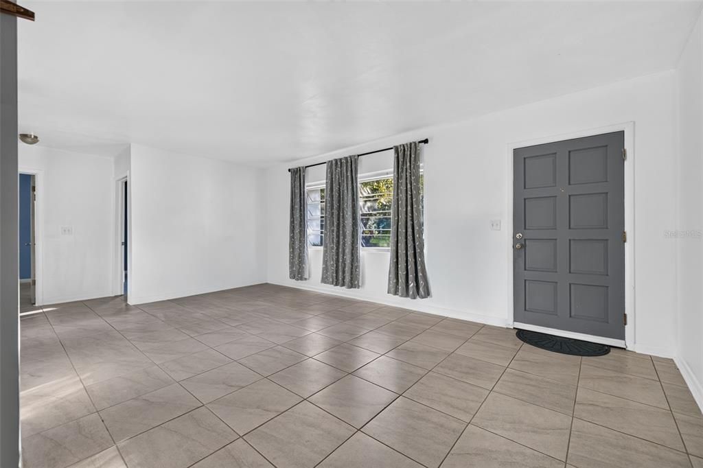 En Venta: $259,000 (2 camas, 1 baños, 1016 Pies cuadrados)