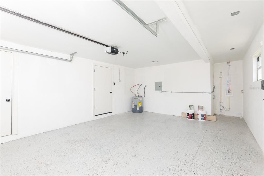 На продажу: $724,999 (4 спален, 2 ванн, 1615 Квадратных фут)
