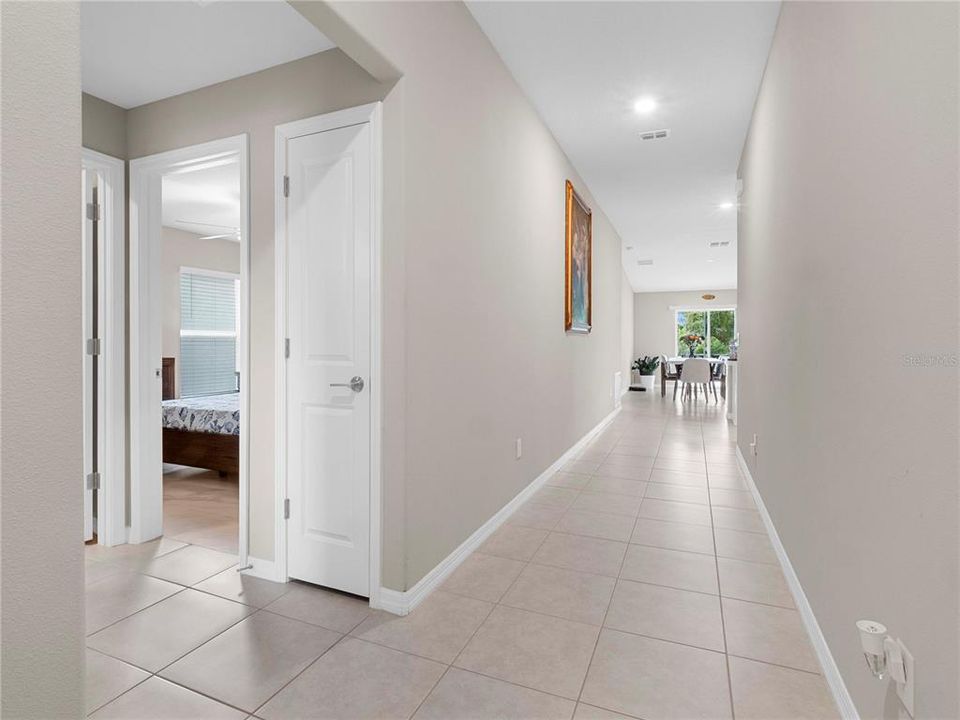 En Venta: $340,000 (3 camas, 2 baños, 1556 Pies cuadrados)