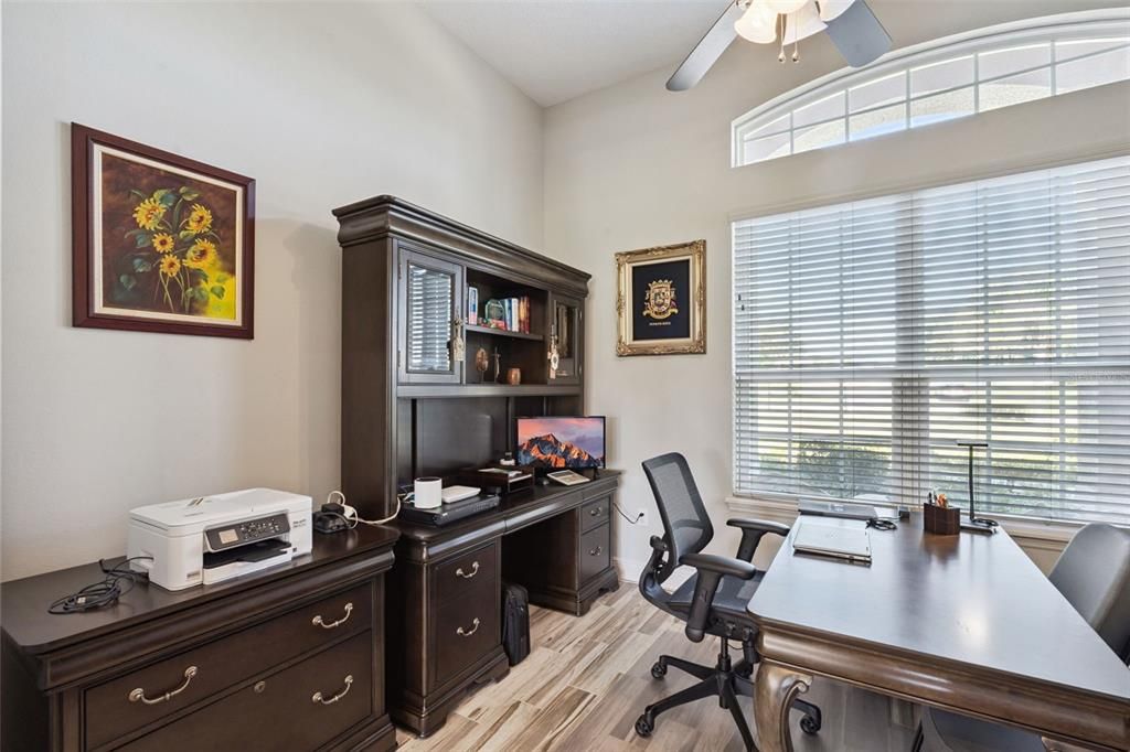 For Sale: $850,000 (4 beds, 3 baths, 2826 Square Feet)