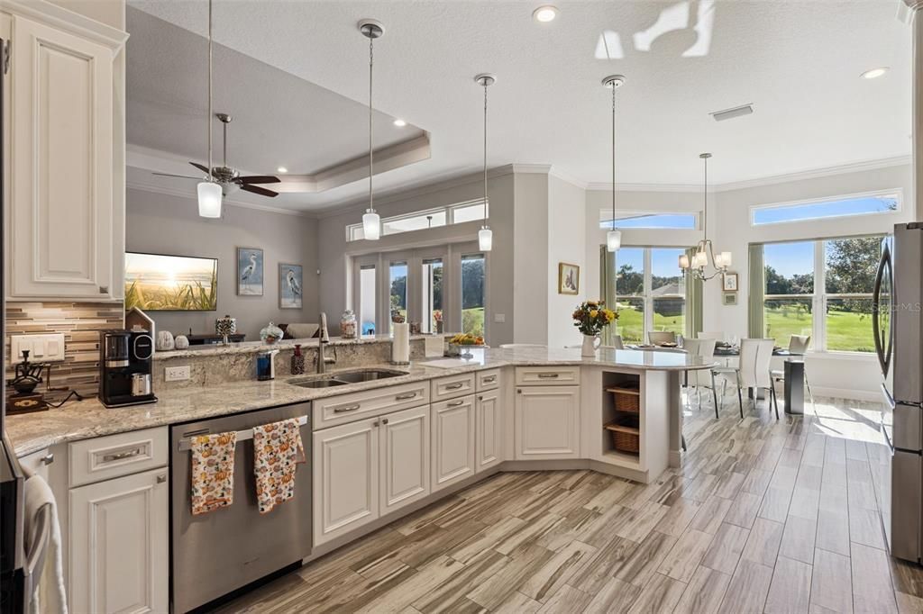 For Sale: $850,000 (4 beds, 3 baths, 2826 Square Feet)