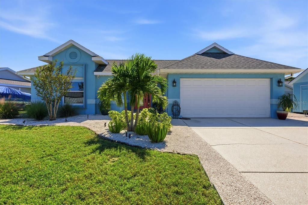 For Sale: $525,000 (3 beds, 2 baths, 1719 Square Feet)