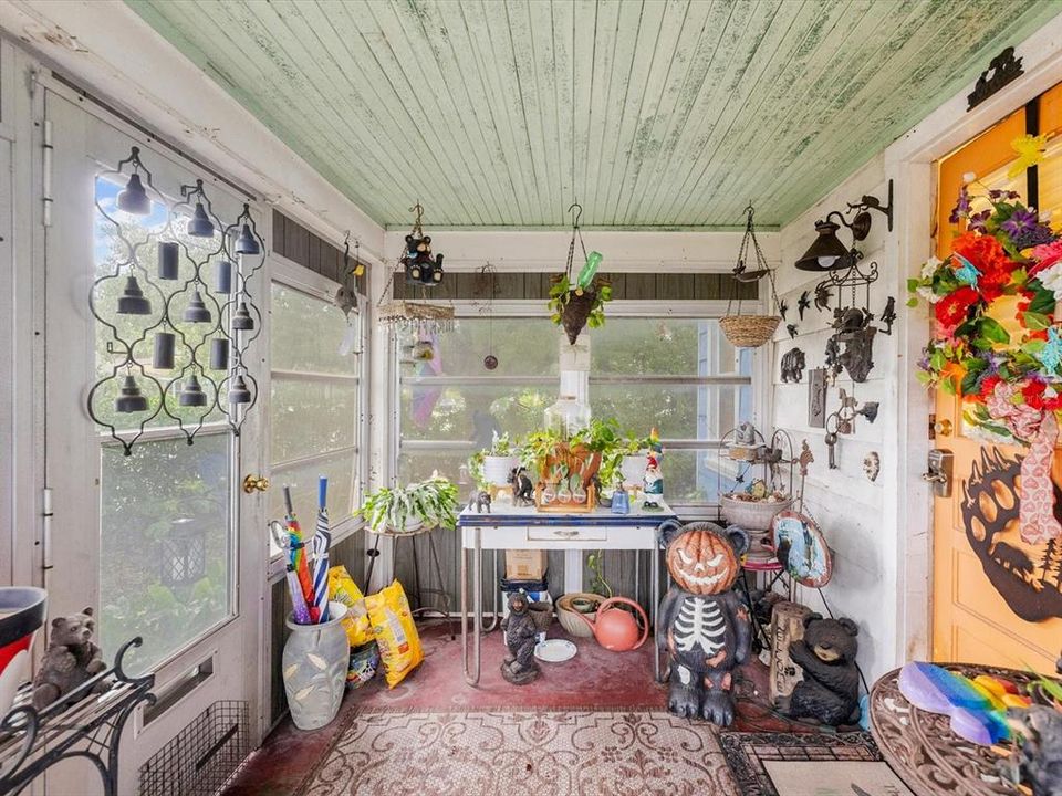 На продажу: $299,900 (2 спален, 2 ванн, 976 Квадратных фут)