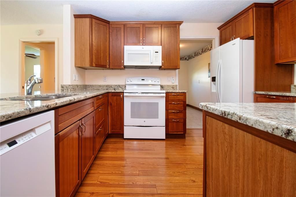 En Venta: $250,000 (2 camas, 2 baños, 1516 Pies cuadrados)