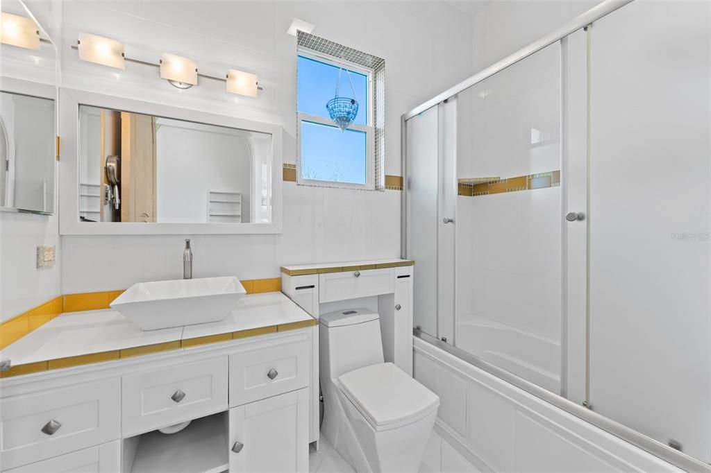 En Venta: $9,995,000 (4 camas, 4 baños, 4141 Pies cuadrados)