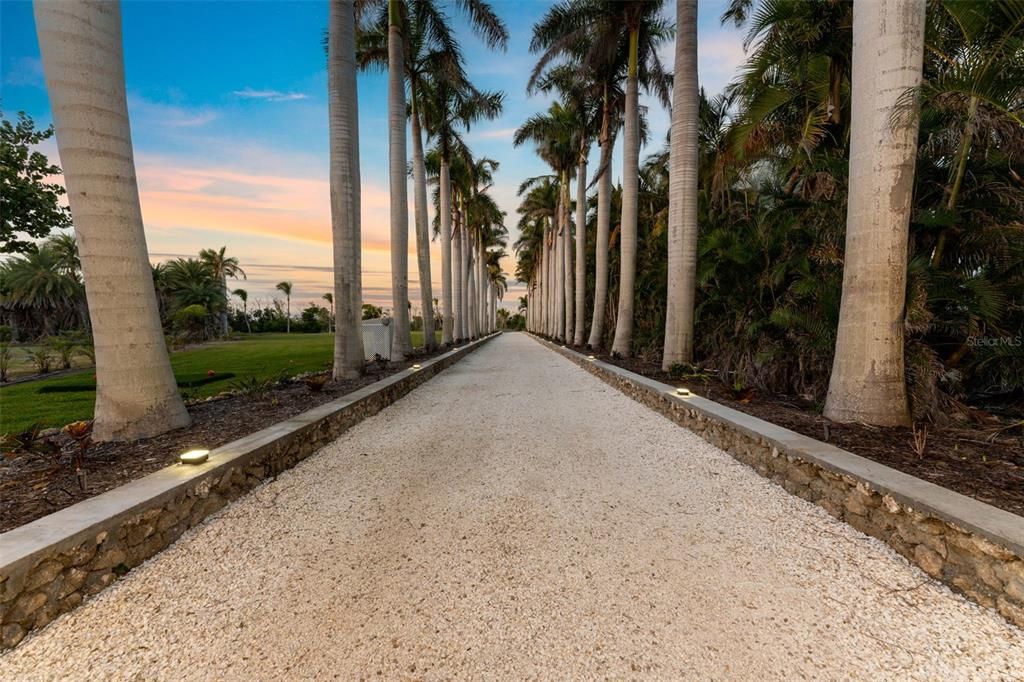 En Venta: $9,995,000 (4 camas, 4 baños, 4141 Pies cuadrados)