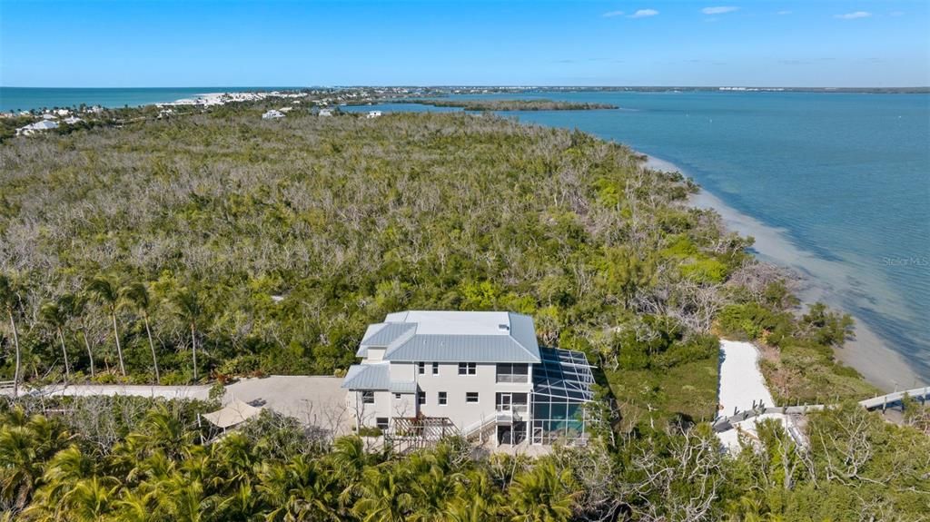 En Venta: $9,995,000 (4 camas, 4 baños, 4141 Pies cuadrados)