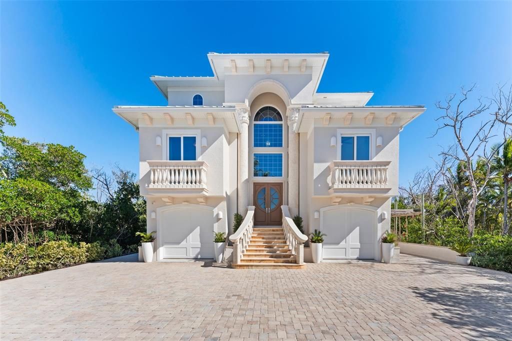 En Venta: $9,995,000 (4 camas, 4 baños, 4141 Pies cuadrados)