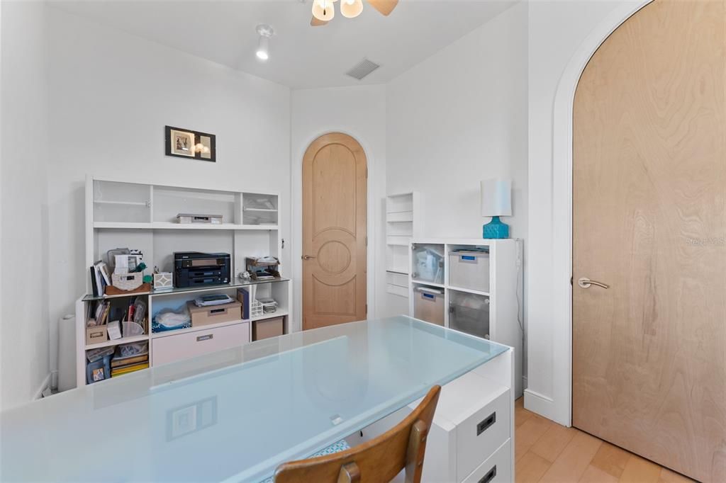 En Venta: $9,995,000 (4 camas, 4 baños, 4141 Pies cuadrados)