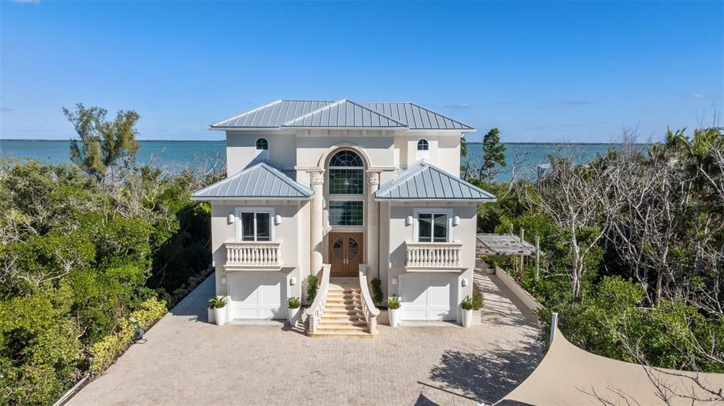 En Venta: $9,995,000 (4 camas, 4 baños, 4141 Pies cuadrados)