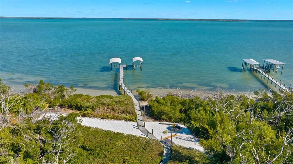En Venta: $9,995,000 (4 camas, 4 baños, 4141 Pies cuadrados)