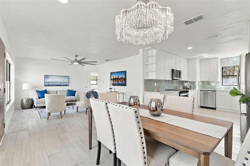 На продажу: $499,999 (3 спален, 1 ванн, 1118 Квадратных фут)