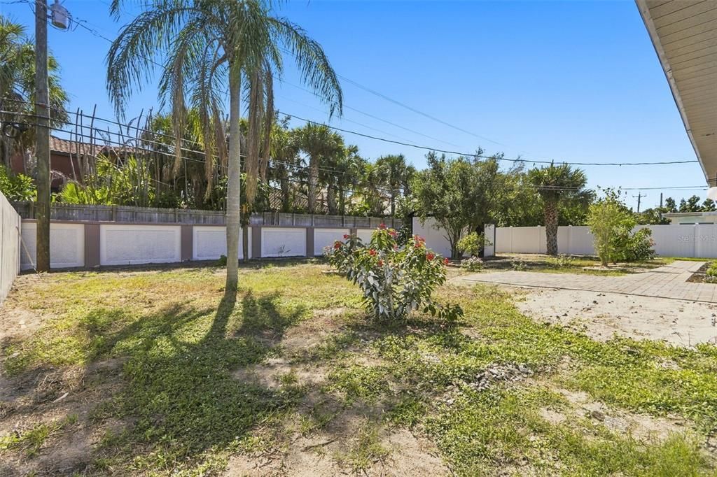 На продажу: $499,999 (3 спален, 1 ванн, 1118 Квадратных фут)