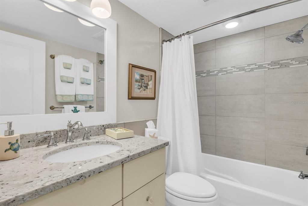 For Sale: $1,305,000 (2 beds, 2 baths, 1326 Square Feet)
