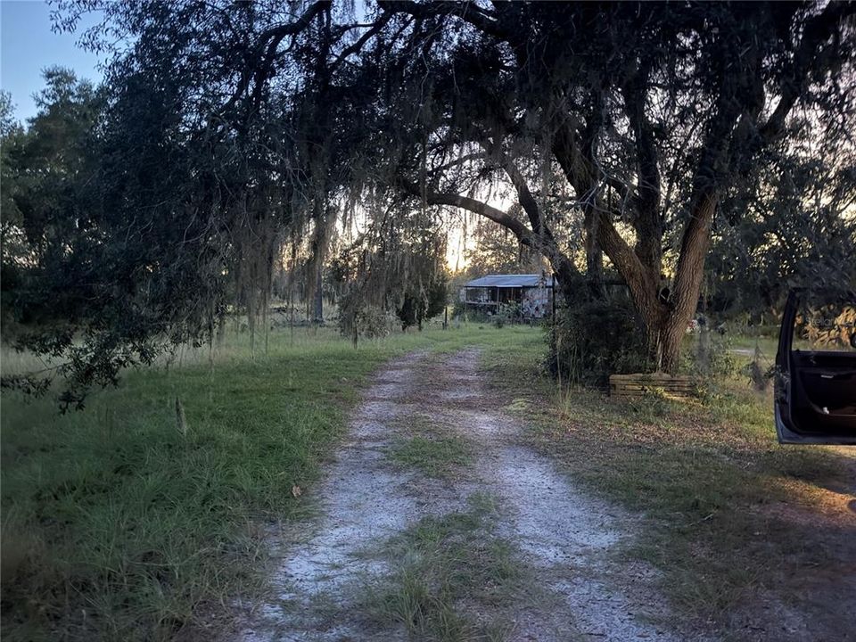 For Sale: $109,000 (3 beds, 2 baths, 960 Square Feet)