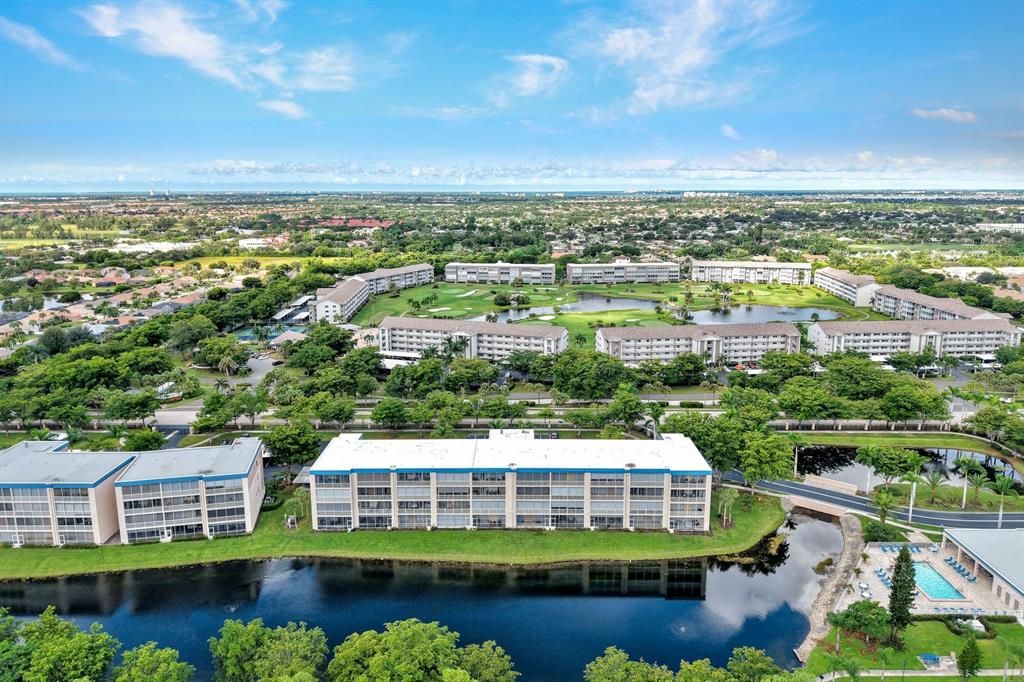 Active With Contract: $185,000 (2 beds, 2 baths, 1011 Square Feet)