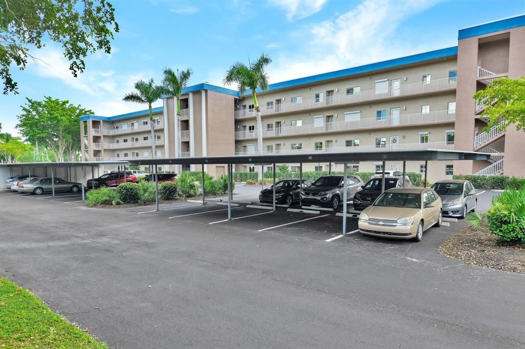 Active With Contract: $185,000 (2 beds, 2 baths, 1011 Square Feet)