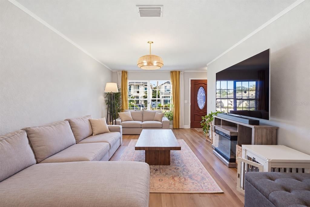 В аренду: $4,495 (4 спален, 2 ванн, 1843 Квадратных фут)