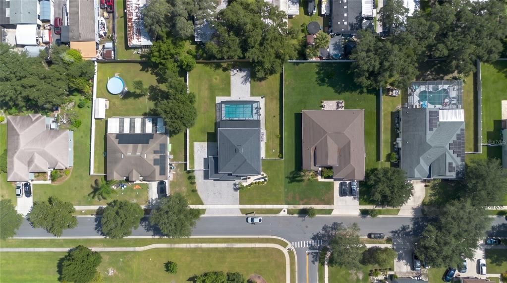For Sale: $730,000 (5 beds, 5 baths, 2821 Square Feet)