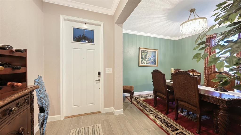 En Venta: $399,900 (3 camas, 2 baños, 2136 Pies cuadrados)