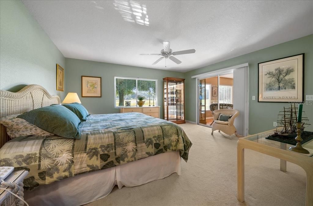For Sale: $269,000 (2 beds, 2 baths, 1602 Square Feet)