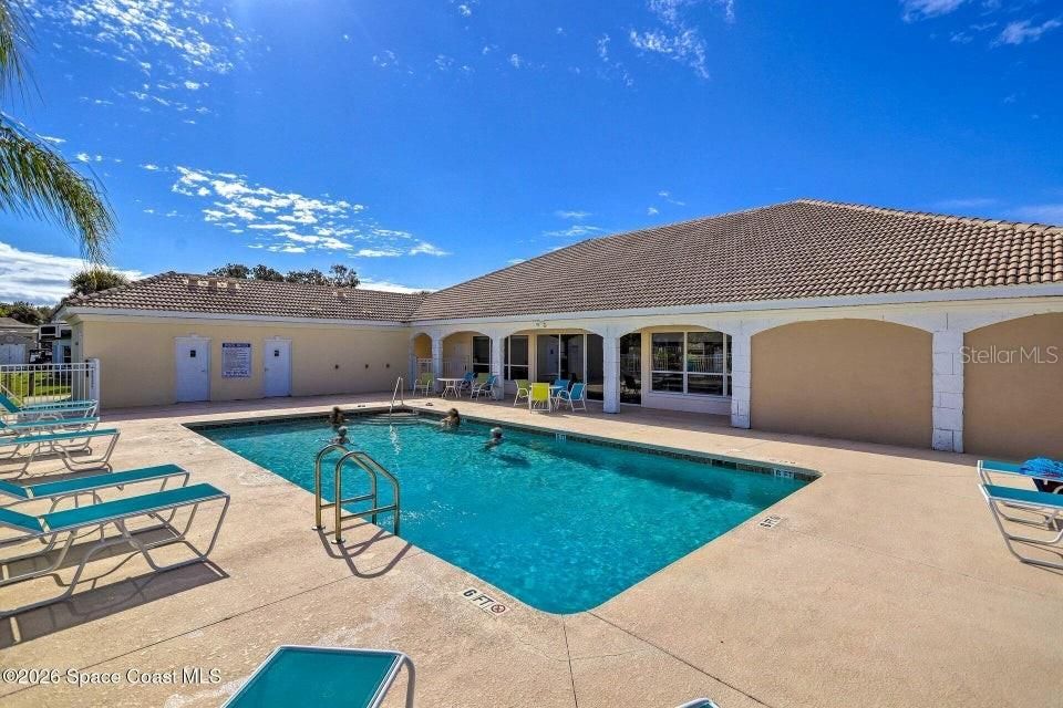 En Venta: $319,900 (1 camas, 1 baños, 936 Pies cuadrados)