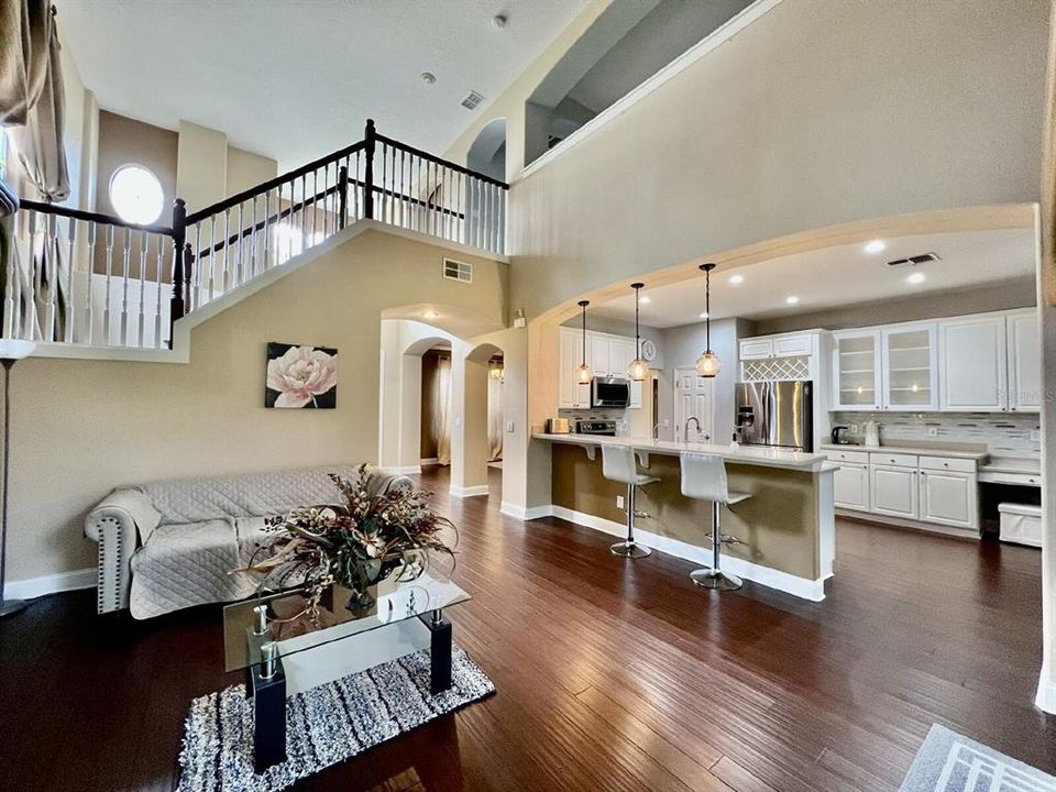 В аренду: $2,600 (3 спален, 2 ванн, 2829 Квадратных фут)