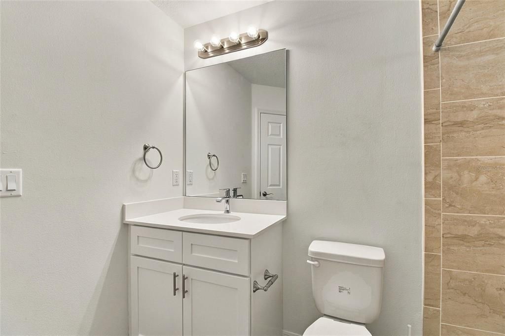 For Sale: $200,000 (2 beds, 2 baths, 1100 Square Feet)