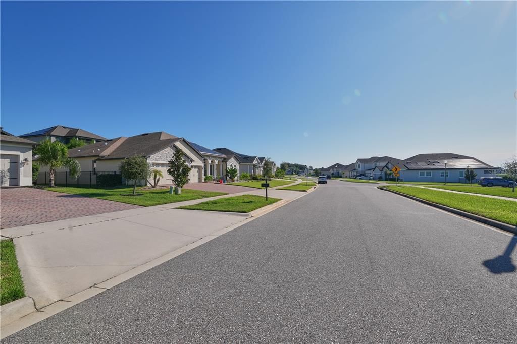 For Sale: $895,000 (4 beds, 3 baths, 2972 Square Feet)