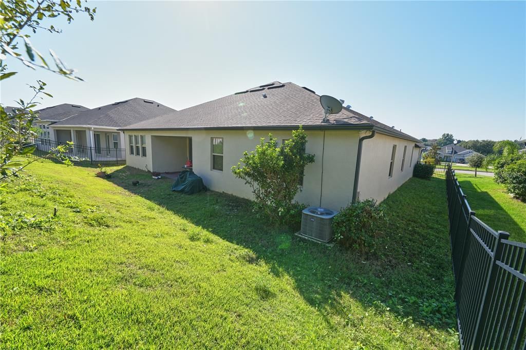 For Sale: $895,000 (4 beds, 3 baths, 2972 Square Feet)