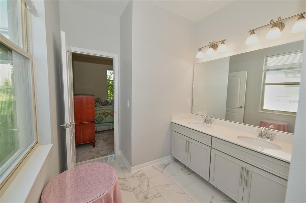 For Sale: $895,000 (4 beds, 3 baths, 2972 Square Feet)