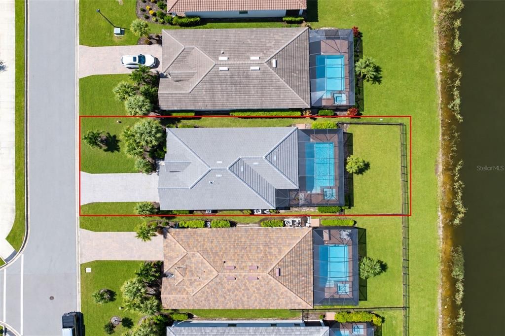 На продажу: $439,900 (3 спален, 2 ванн, 1672 Квадратных фут)