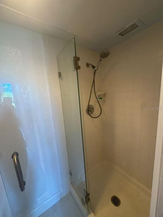 For Sale: $199,000 (2 beds, 2 baths, 1050 Square Feet)