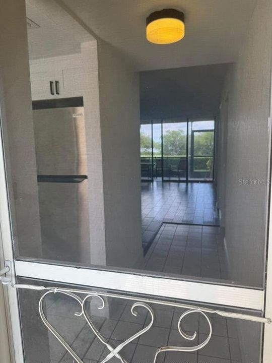 For Sale: $199,000 (2 beds, 2 baths, 1050 Square Feet)