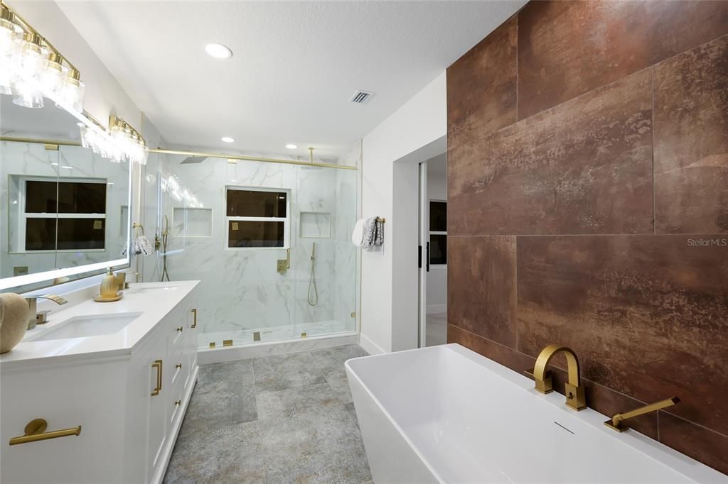 En Venta: $1,399,000 (3 camas, 3 baños, 2760 Pies cuadrados)
