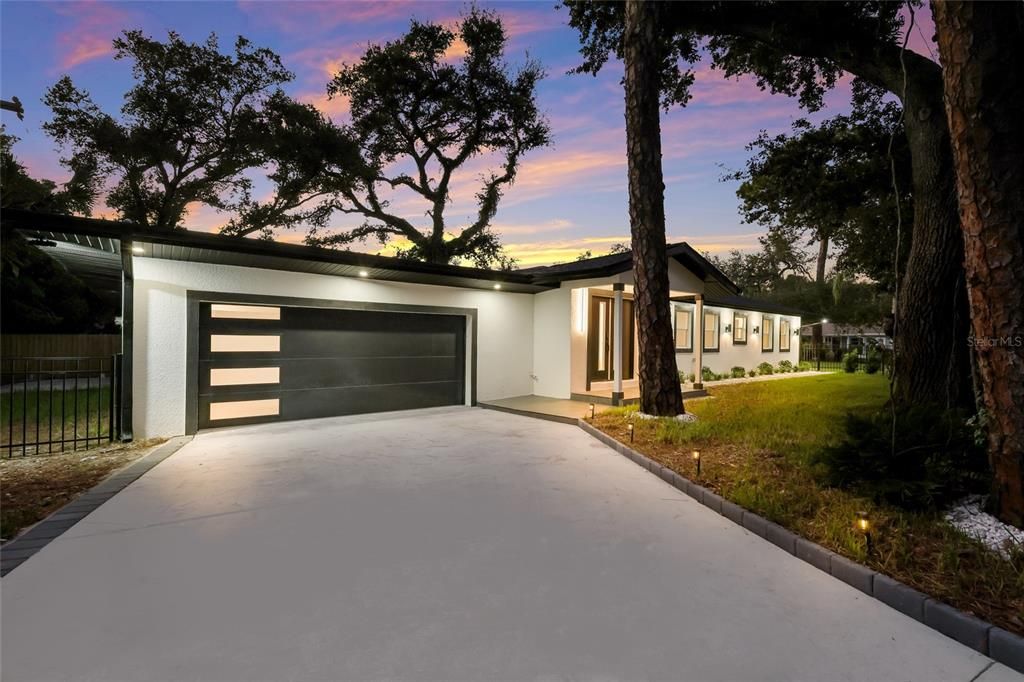 En Venta: $1,399,000 (3 camas, 3 baños, 2760 Pies cuadrados)