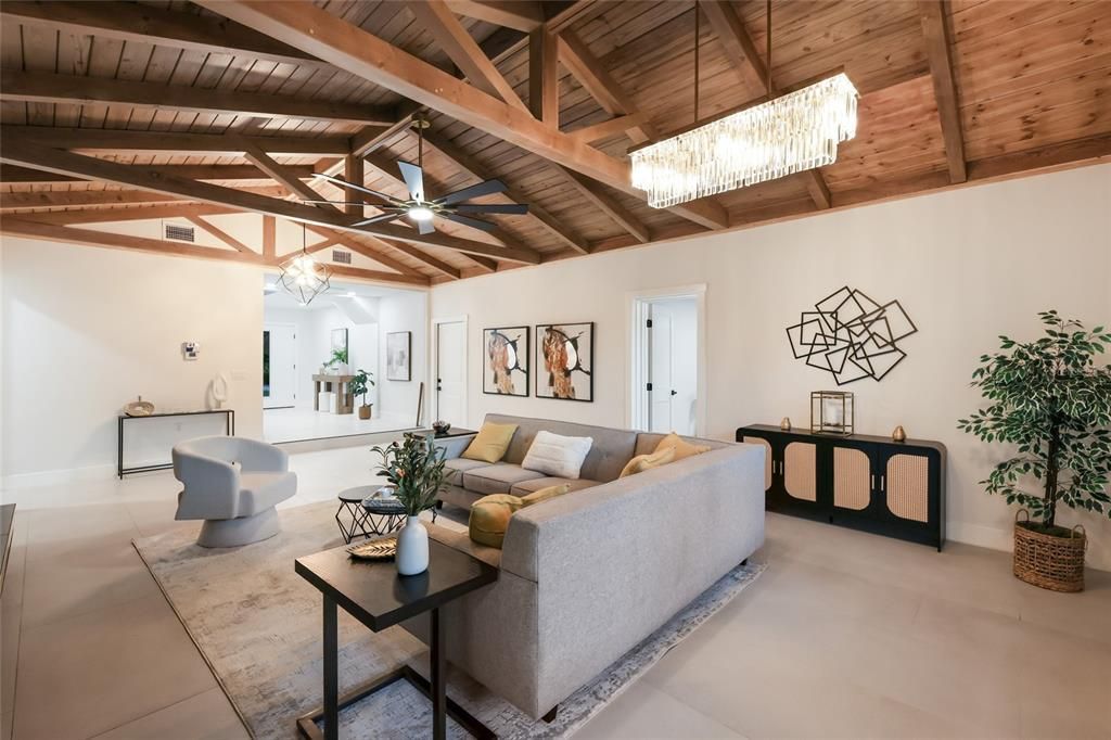 En Venta: $1,399,000 (3 camas, 3 baños, 2760 Pies cuadrados)