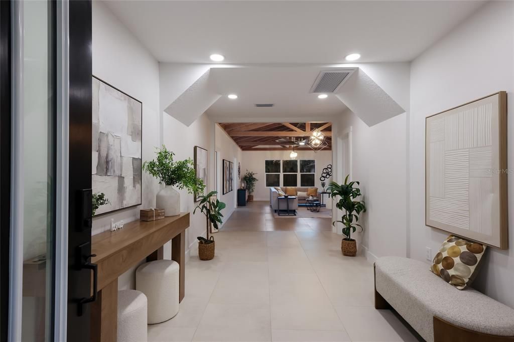 En Venta: $1,399,000 (3 camas, 3 baños, 2760 Pies cuadrados)