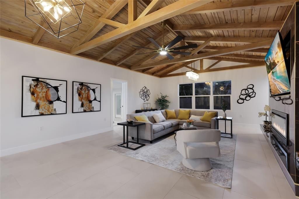 En Venta: $1,399,000 (3 camas, 3 baños, 2760 Pies cuadrados)