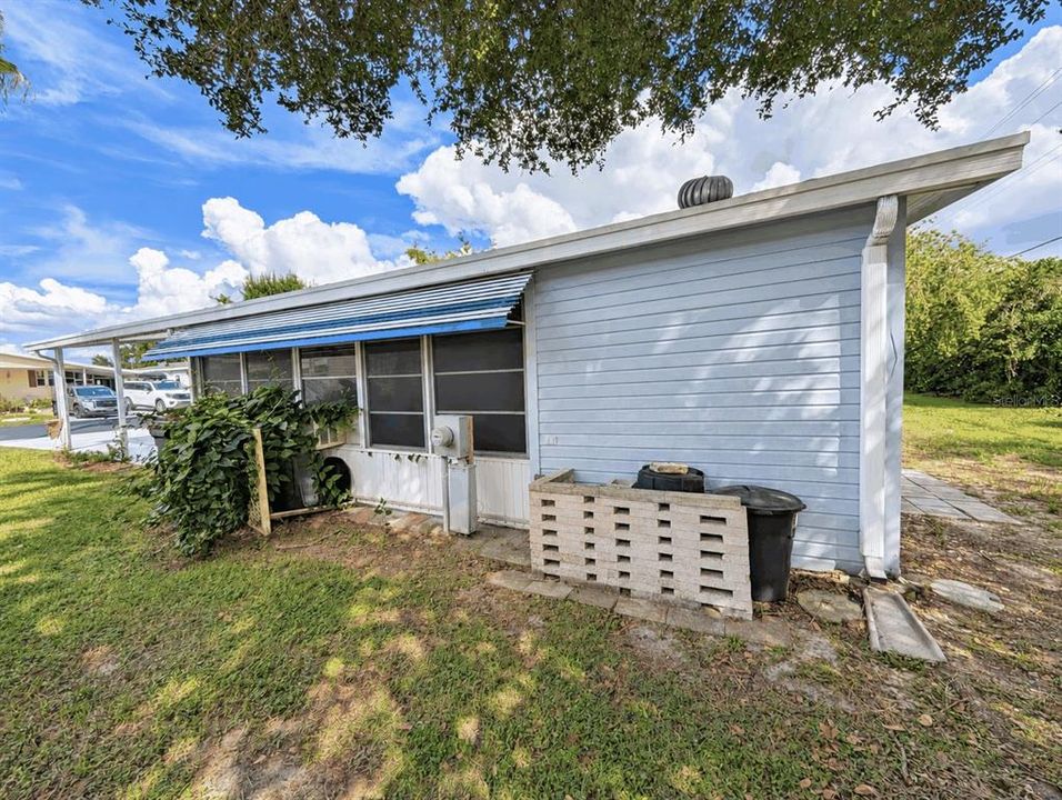 En Venta: $129,900 (2 camas, 2 baños, 828 Pies cuadrados)