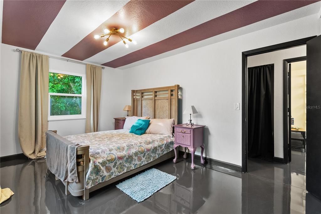 На продажу: $365,000 (3 спален, 1 ванн, 1081 Квадратных фут)