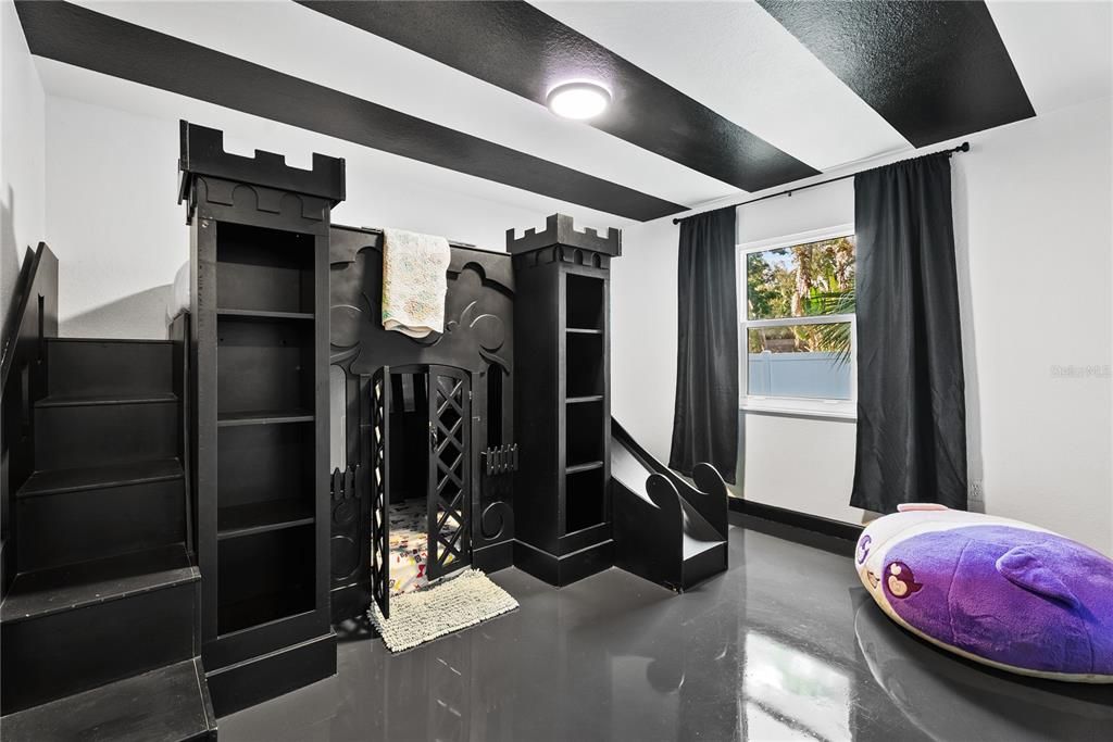 На продажу: $365,000 (3 спален, 1 ванн, 1081 Квадратных фут)