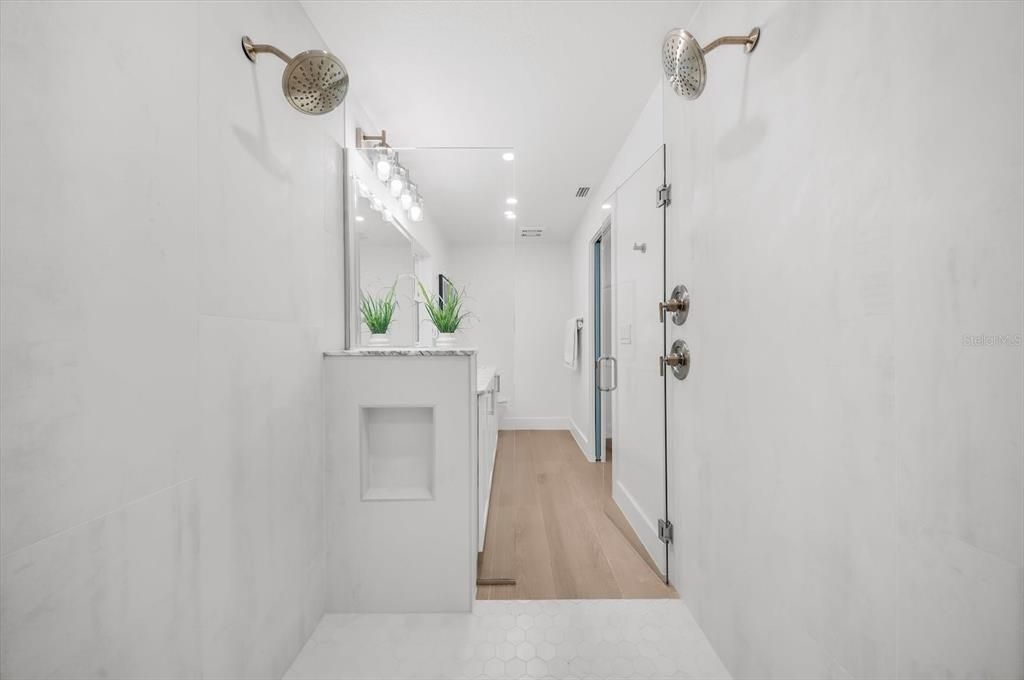 En Venta: $1,199,000 (3 camas, 2 baños, 1781 Pies cuadrados)