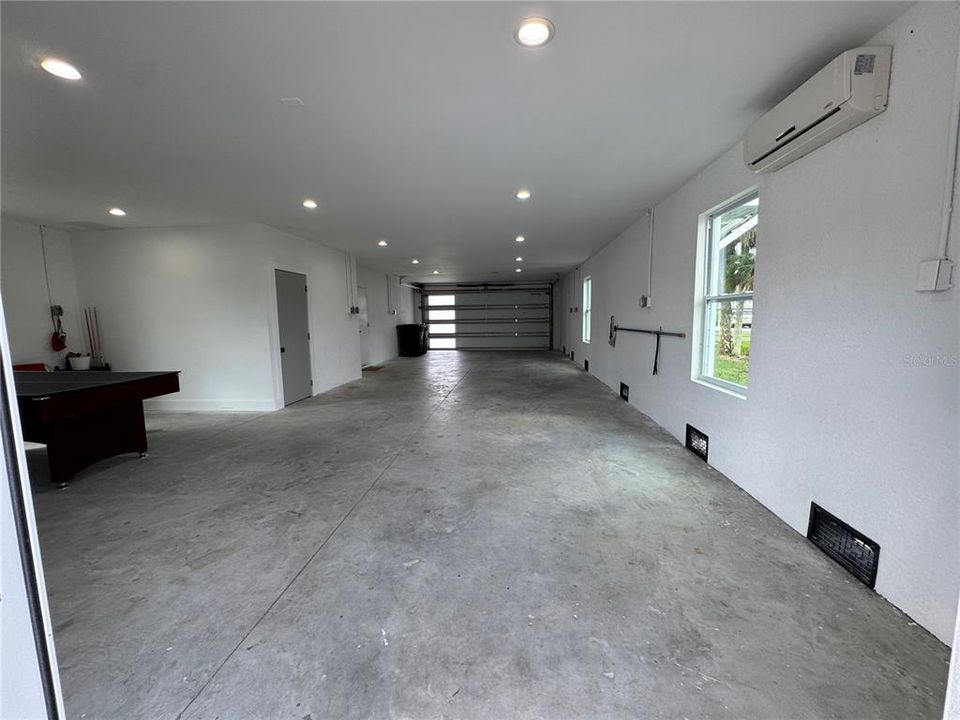 En Venta: $925,000 (4 camas, 3 baños, 2900 Pies cuadrados)